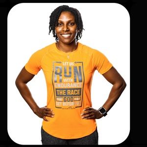 SOLD🚫Active Faith Women’s RUN THE RACE Shirt~NWOT